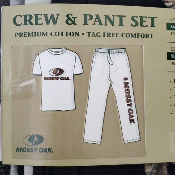 Loungewear 1 set Crew & Pant set New w/t - Picture 4 of 6